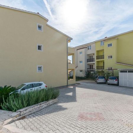 Apartments Srecko Duce Exterior photo